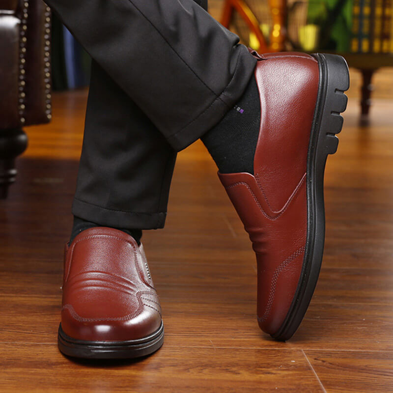 The Lavian Comfort Slip-Ons - LoakesBalvin