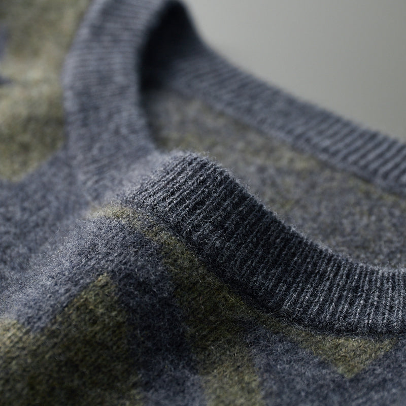 The Aberdeen Shadow Houndstooth Sweater - LoakesBalvin