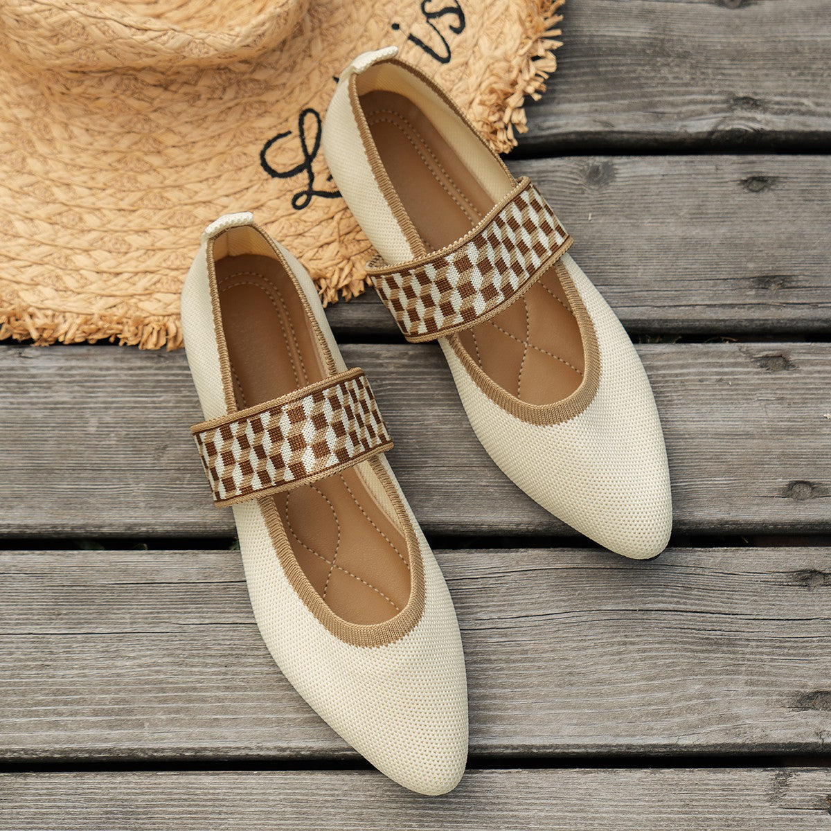 Elara Flats - LoakesBalvin