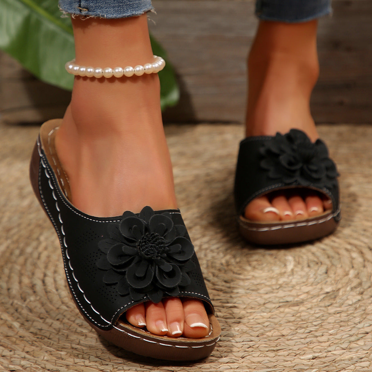 Floral Comfort Wedge Sandals - LoakesBalvin