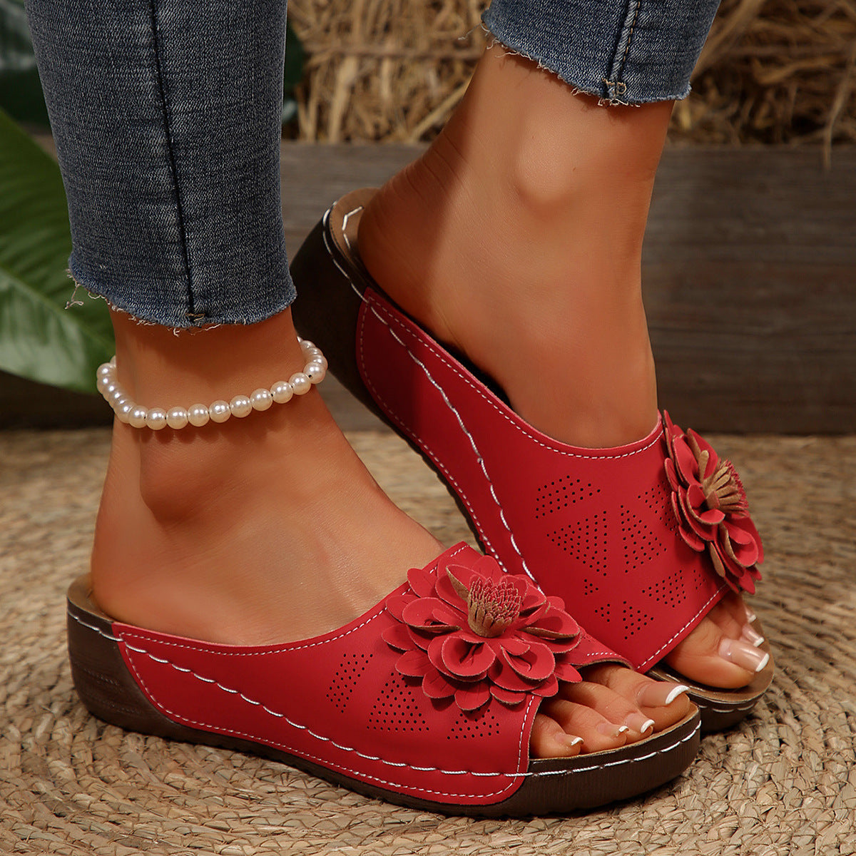 Floral Comfort Wedge Sandals - LoakesBalvin