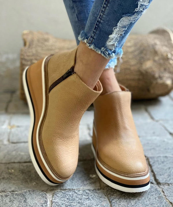 Dakota Platform Boots