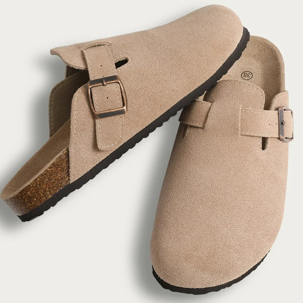 Lavian Suede Clogs - LoakesBalvin